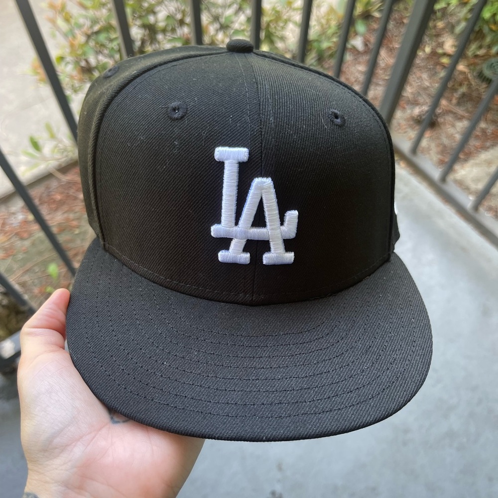 New Era Black and White LA Dodgers Hat BRAND NEW!!